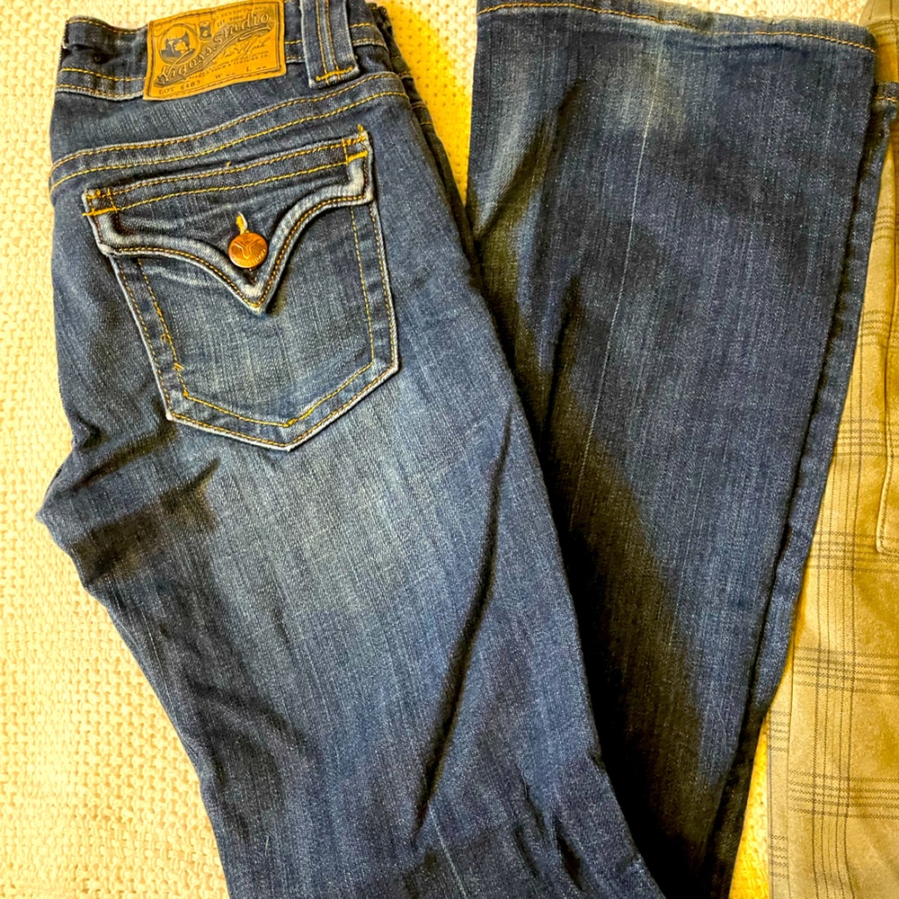 Boot cut jeans